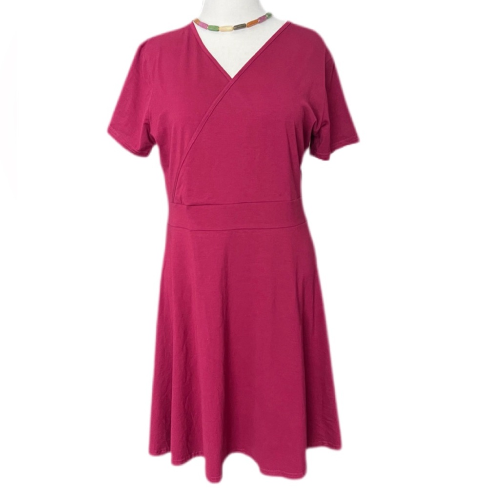 Lunarable size XXL midi, crossover bust, plum color. Short sleeves, 40” long EUC